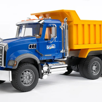 MACK Granite Dump Truck