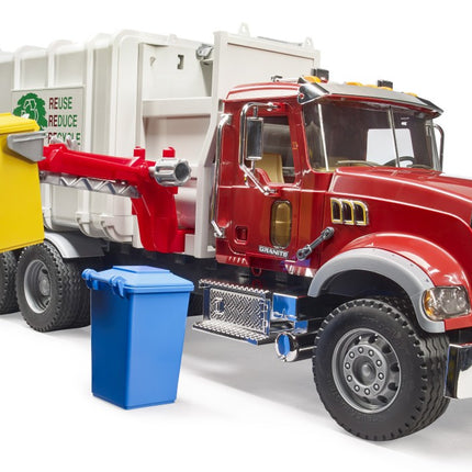 MACK Granite Side Loading Recycle Truck