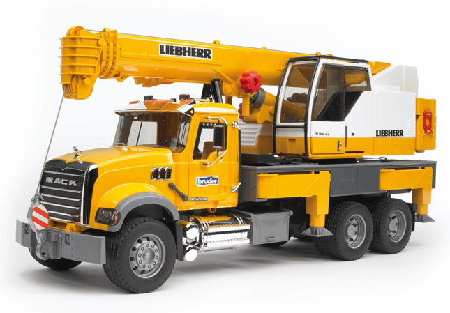 MACK Granite Liebherr Crane
