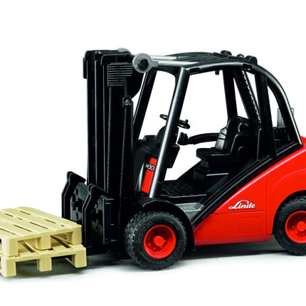 Linde H30D fork lift with pallets