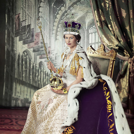 Queen Elizabeth II 1000-Piece Puzzle
