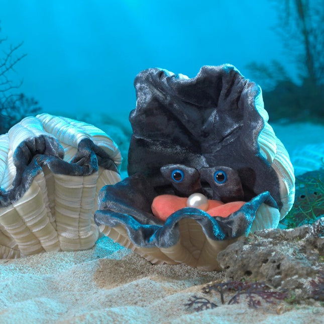 Clam, Giant Hand Puppet