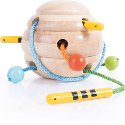 Beehive Lacing