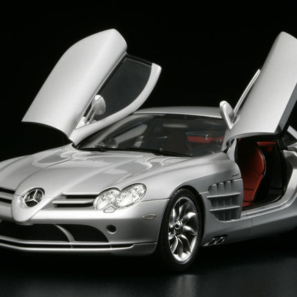 1/24 Mercedes-Benz SLR McLaren