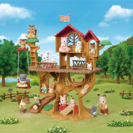 Calico Critters Adventure Treehouse Gift Set