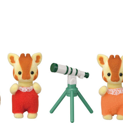 Calico Critters Highbranch Giraffe Family