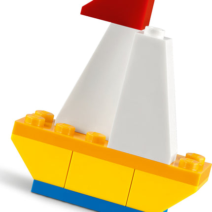 LEGO® Classic: Around the World