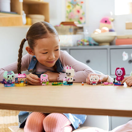 LEGO Gabby's Dollhouse: Gabby's Brick-Built Cat Friends
