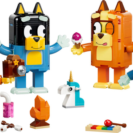 LEGO® Bluey Brick-Built Bluey Family