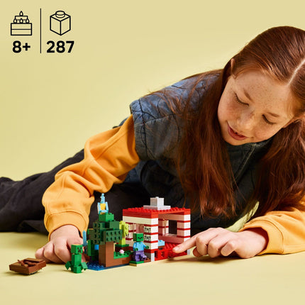 LEGO Minecraft: The TNT Jungle House