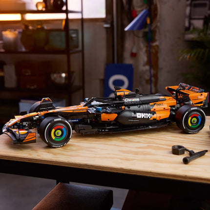 LEGO® Technic™ McLaren MCL39 F1® Car