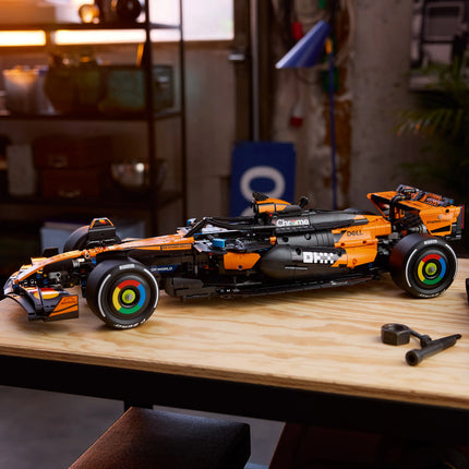 LEGO® Technic™ McLaren MCL39 F1® Car