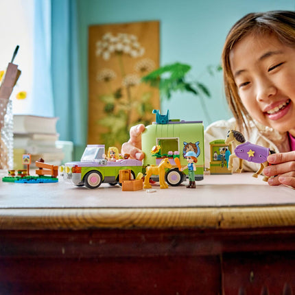 LEGO Friends: Horse & Baby Foal Trailer