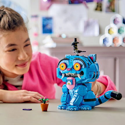 LEGO® KPop Demon Hunters Derpy Tiger and Sussie Bird