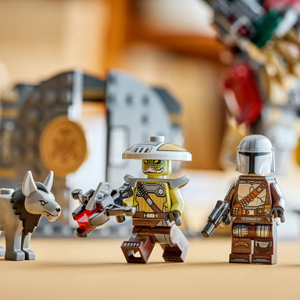 LEGO® Star Wars™ Hutt Palace Sentry Droid Showdown
