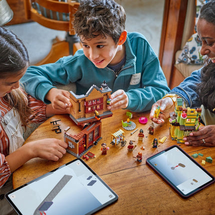 LEGO Harry Potter: Quality Quidditch™ Supplies & Ice Cream Parlour