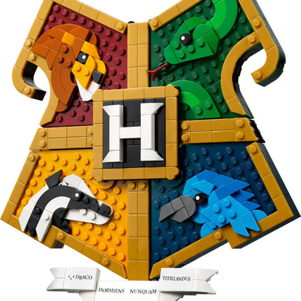 LEGO® Harry Potter™ Hogwarts™ House Crest