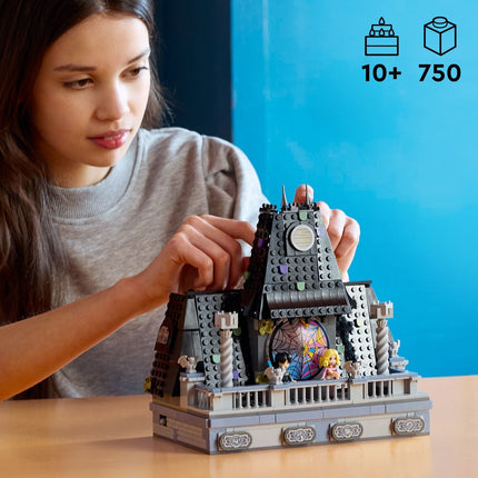 LEGO Wednesday: Wednesday & Enid's Dorm Room