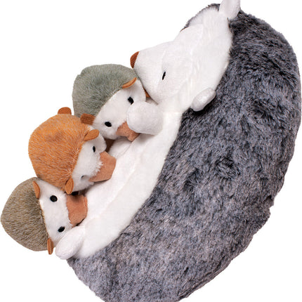 Nursing Nissa Hedghog