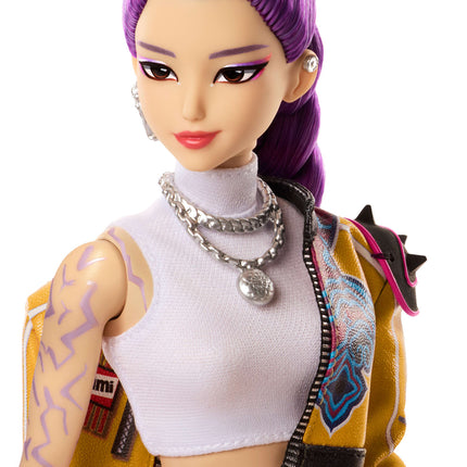 Mattel KPop Demon Hunters HUNTR/X Rumi Fashion Doll in Removable Look with Themed Movie Accessories