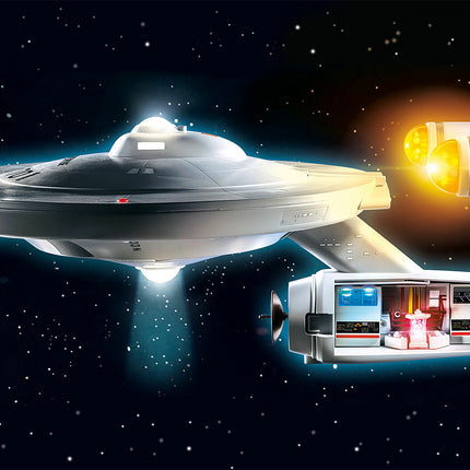 Star Trek - U.S.S. Enterprise NCC-1701