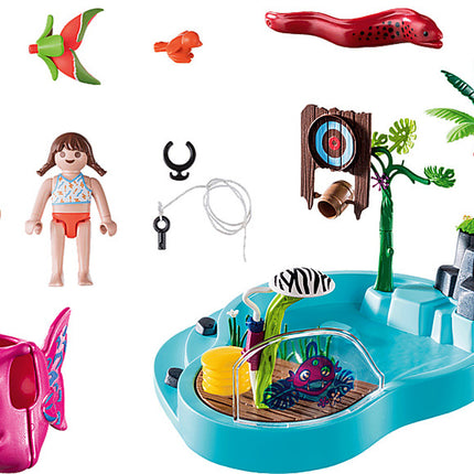 Small Pool with Water Sprayer
