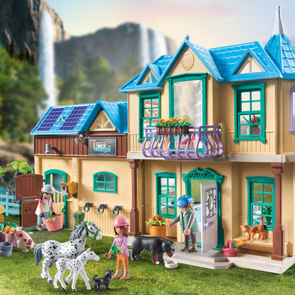 Playmobil Waterfall Ranch