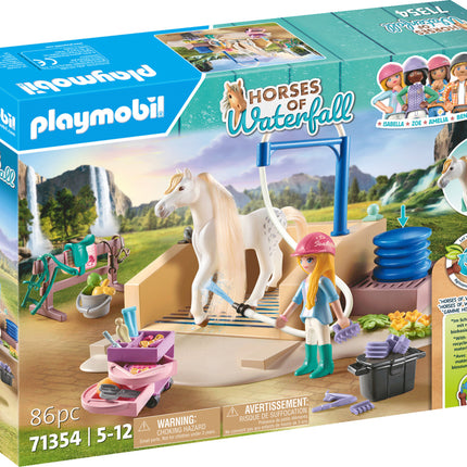 Playmobil Washing Station with Isabella and Lioness
