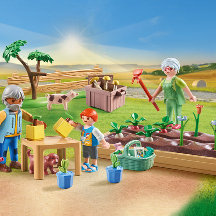 Playmobil Idyllic vegetable garden with grandparents