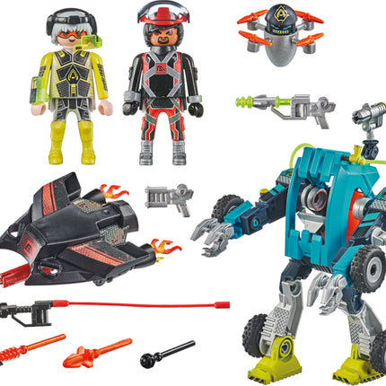Playmobil Robot vs. glider