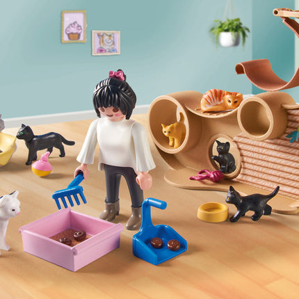 Cat Cafe