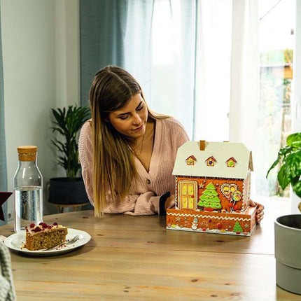 Gingerbread House - Night Edition (216 pc puzzle-buildings)