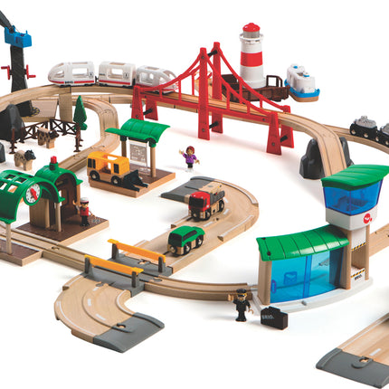 BRIO Railway World Deluxe Set