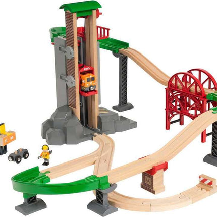 BRIO Lift & Load Warehouse Set