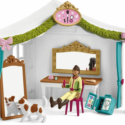 Big Horse Show with Dressing Tent