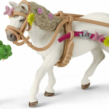 Small Carriage for the Big Horse Show