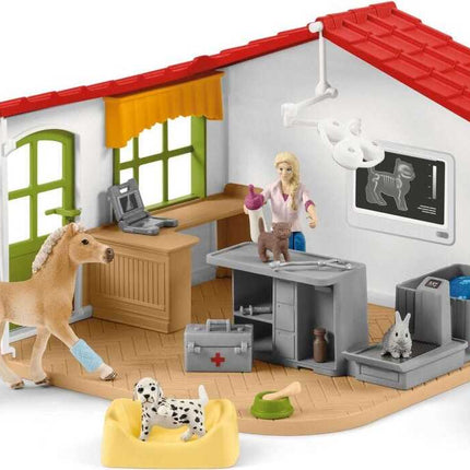 Veterinary Practice With Pets Farm Figurine Toys Play Set