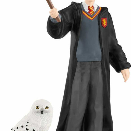 Harry Potter and Hedwig
