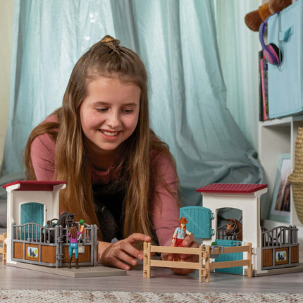 Horse box with Lisa & Storm Playset with Horse and Rider