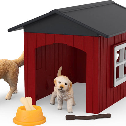 schleich FARM WORLD Dog Kennel with Golden Retriever