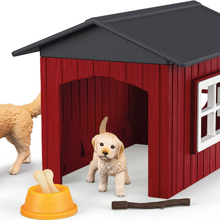schleich FARM WORLD Dog Kennel with Golden Retriever