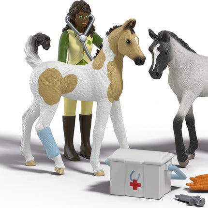 schleich Sarah's First Aid Kit