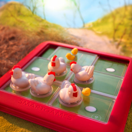 SmartGames Chicken Shuffle Jr.