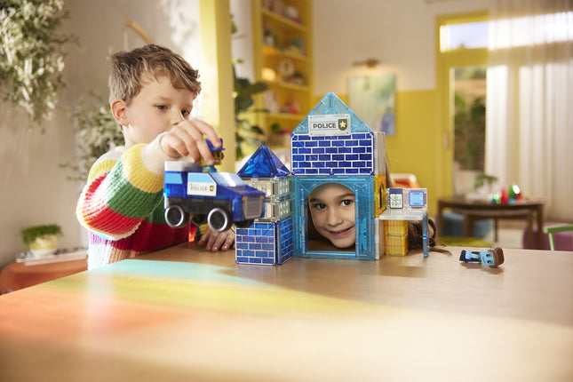 Police Station 35-Piece Set