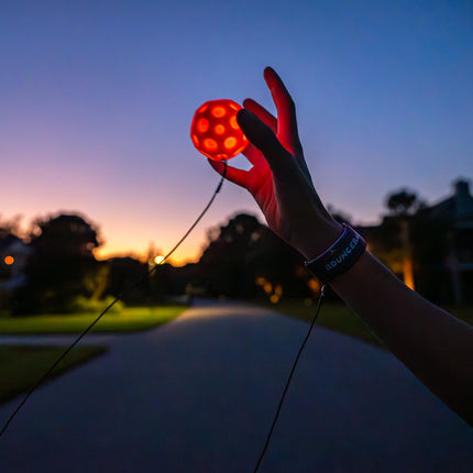 LED BounceBack Moon Ball (assorted colors)