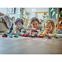 Duplo: F1 Team Race Cars & Drivers 