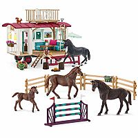 Horse Club - Secret Training at the Caravan 